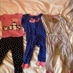 Lot of 2t pjs